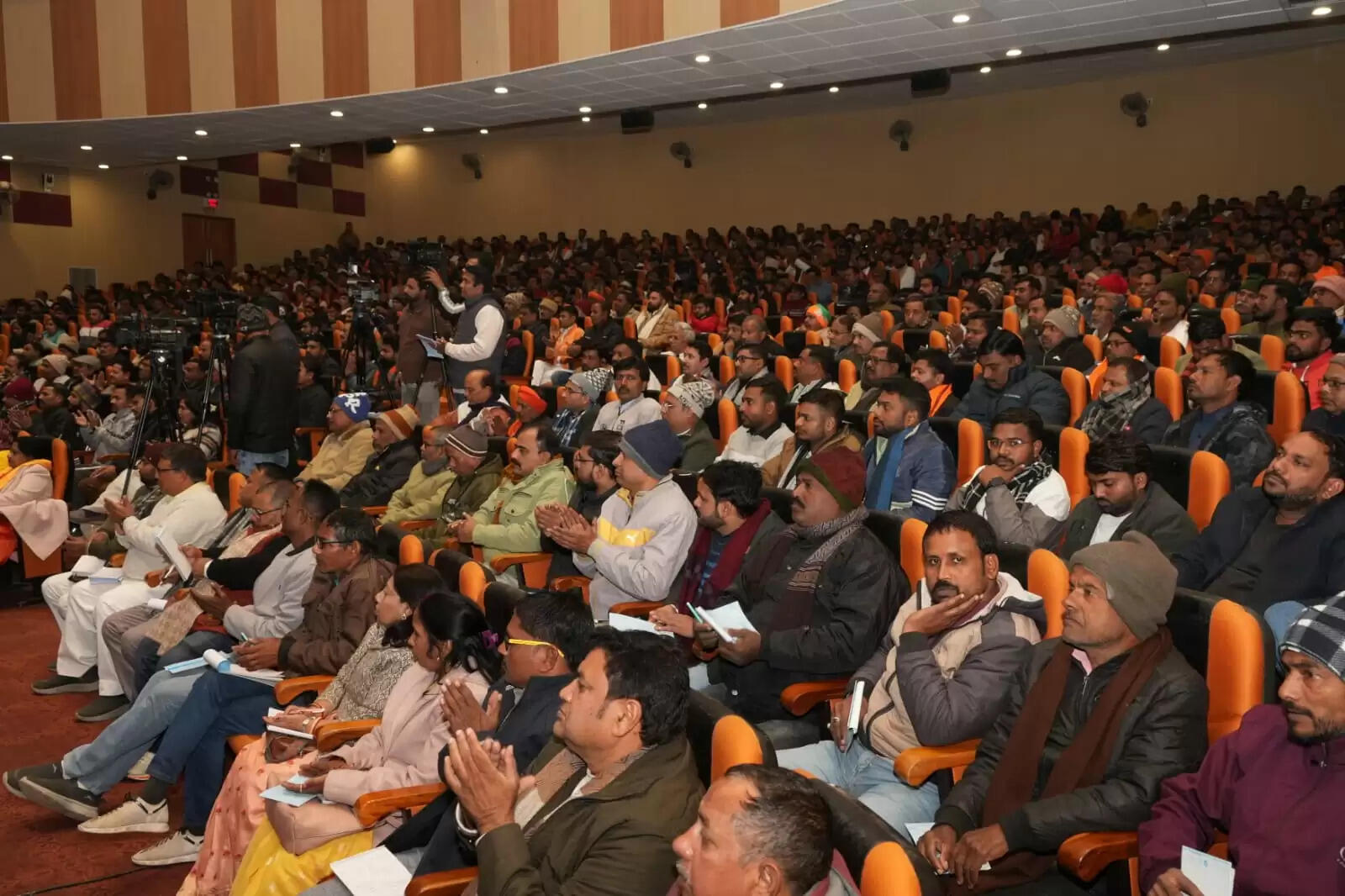 एसआईआर में शत प्रतिशत योगदान दें भाजपा कार्यकर्ता : मुख्यमंत्री