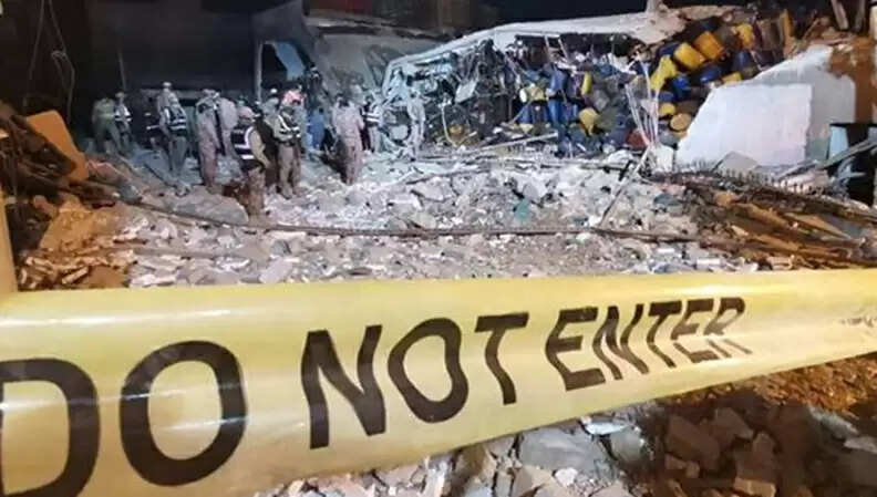 पाकिस्तान के बलूचिस्तान में कार बम विस्फोट,चार की मौत,20 घायल