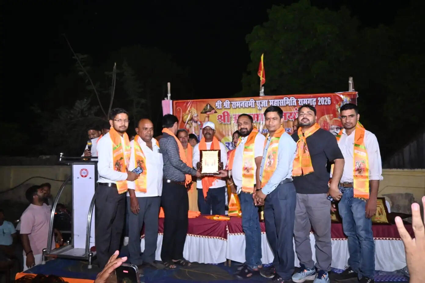 रामगढ़ में झांकी समितियों का सम्मान