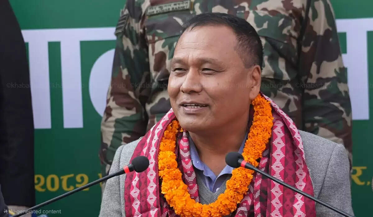 प्रधानमंत्री के इस्तीफा मांगने के बावजूद ऊर्जा मंत्री कुलमान घिसिंग का इनकार