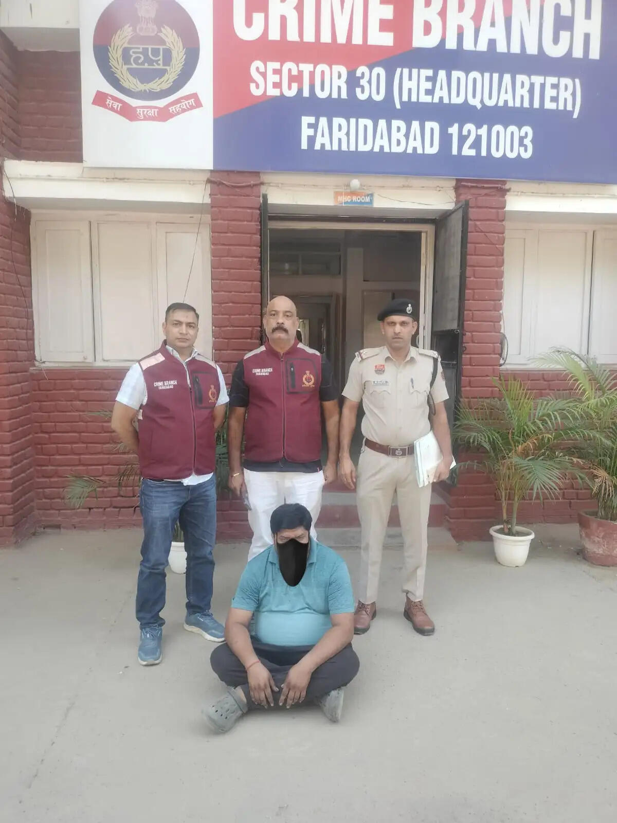 फरीदाबाद : 200 किलो गंधक व 2296 किलो पोटेशियम नाइट्रेट बरामद, एक गिरफ्तार