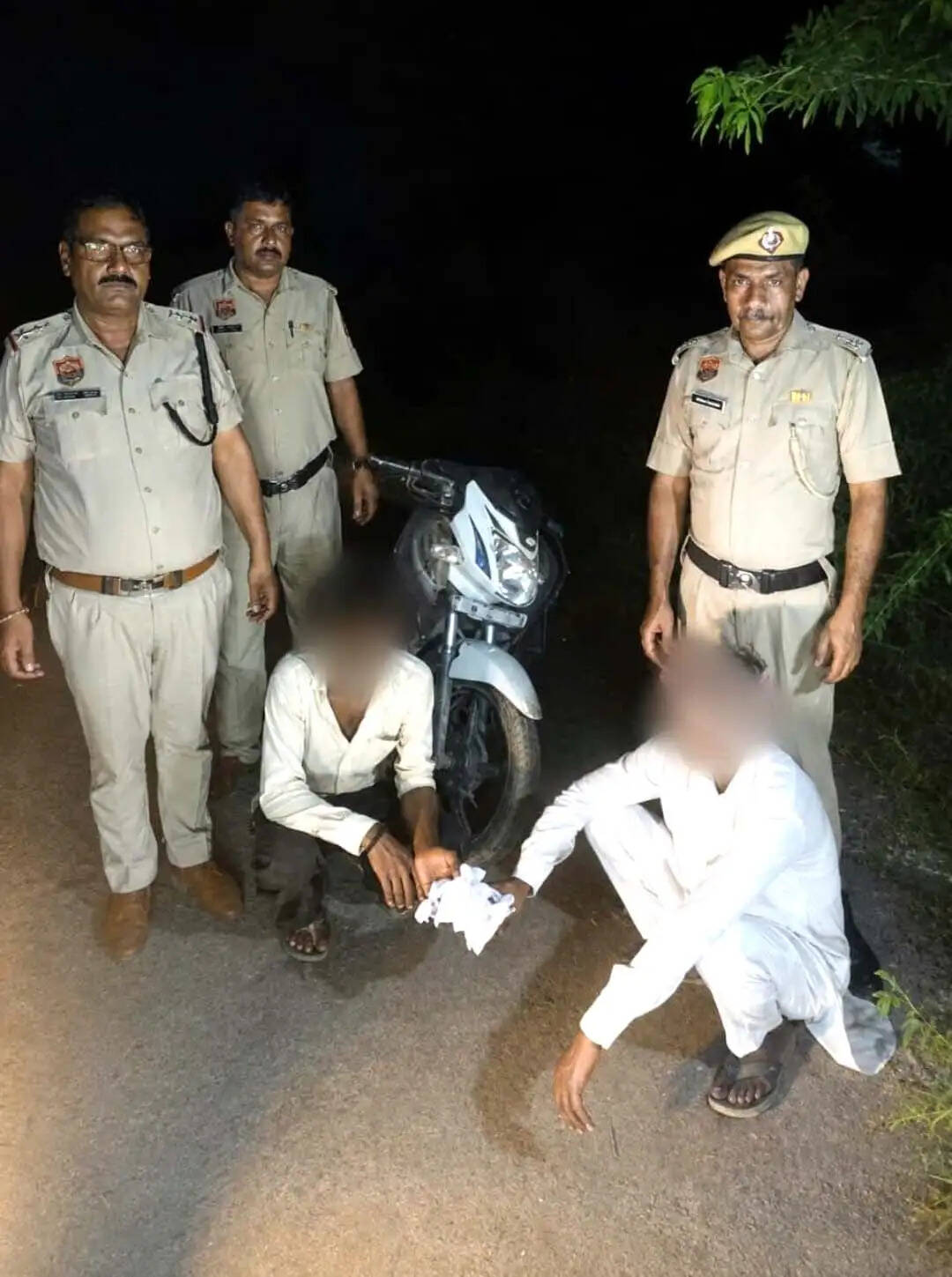 सिरसा: छह नशा तस्कर गिरफ्तार, हेरोइन व प्रतिबंधित गोलियां बरामद