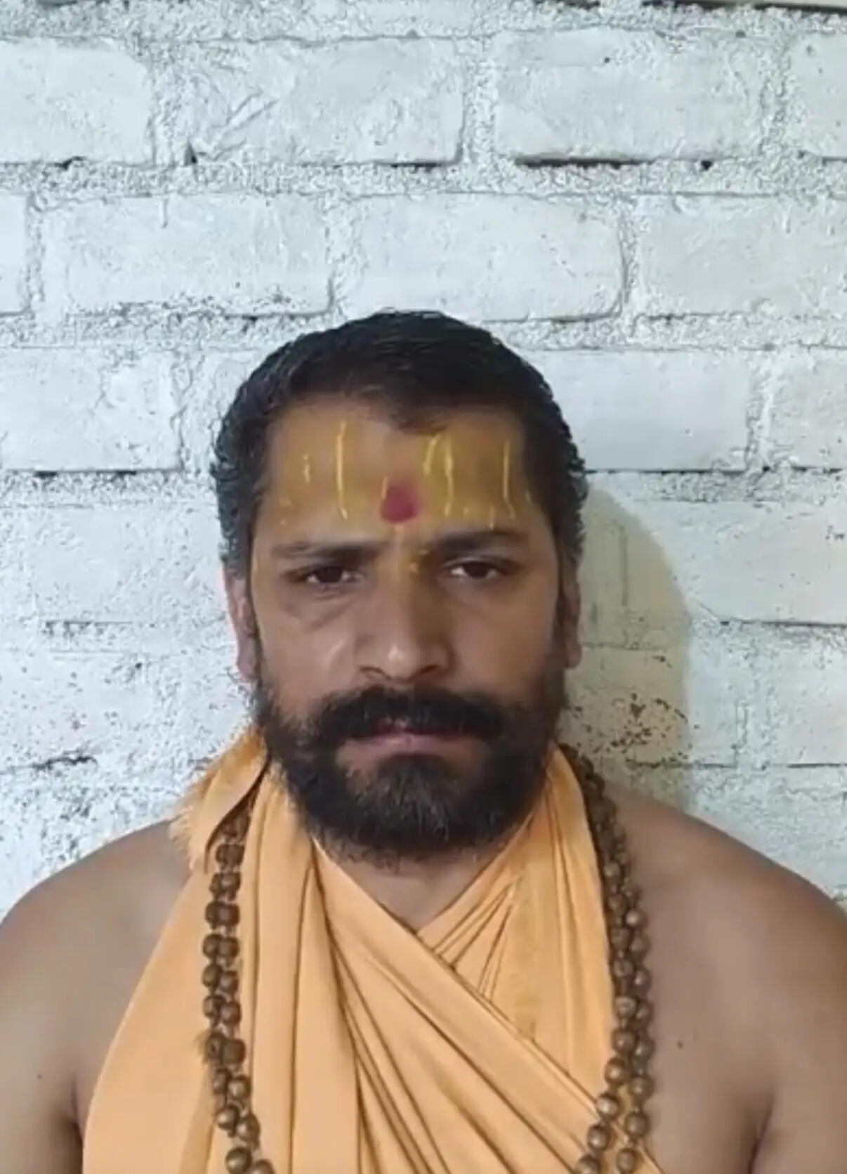 महामंडलेश्वर ज्ञानदास का साधु समाज ने किया बहिष्कार, मठ-आश्रमों में प्रवेश पर रोक