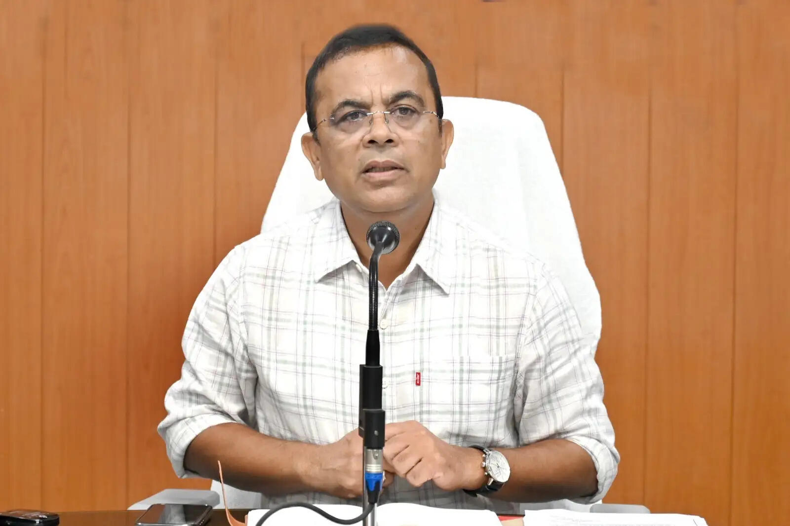 जांजगीर-चांपा में बारिश को लेकर अलर्ट: कलेक्टर ने जर्जर स्कूल-आंगनबाड़ी में संचालन पर लगाया रोक