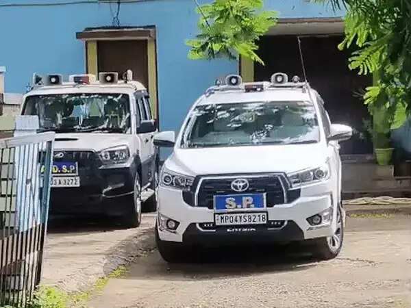 रतलाम:&nbsp;बाल संप्रेक्षण गृह से अपचारी ड्यूटी पर तैनात होमगार्ड से मारपीट कर हुए फरार, 6&nbsp;पकड़ाए