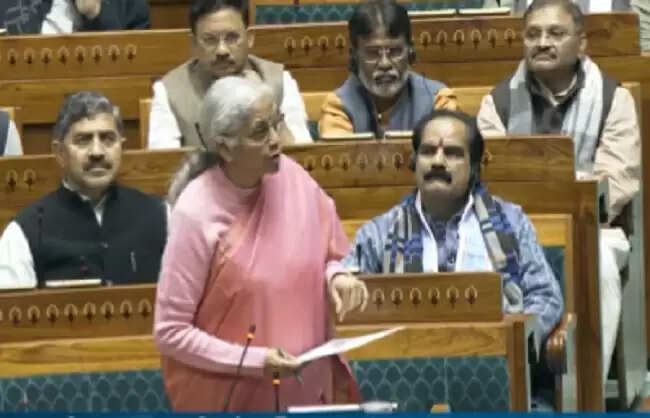 चालू वित्त वर्ष के लिए 1.32 लाख करोड़ की पहली अनुपूरक अनुदान मांगों को लोकसभा की मंजूरी