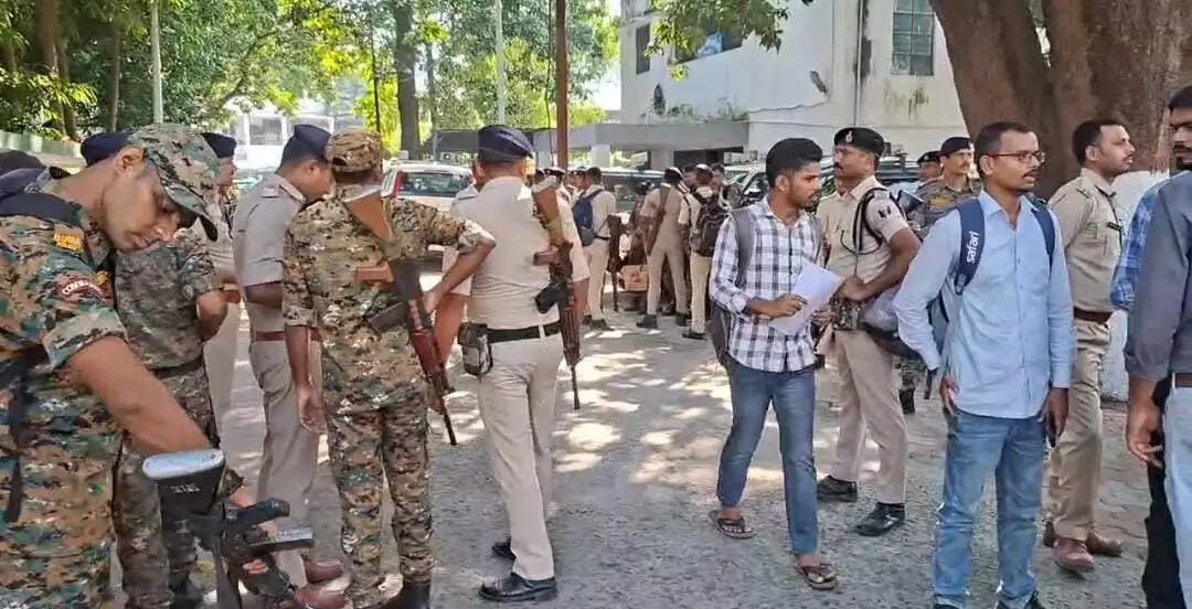 कोसी स्नातक चुनाव: भागलपुर में प्रशासनिक तैयारियां पूरी, 26 केंद्रों पर 25 हजार मतदाता करेंगे वोट