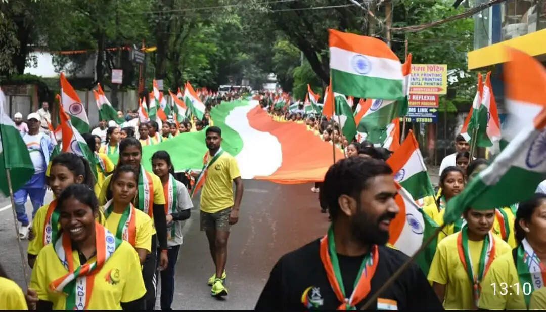 रांची में निकली भव्य तिरंगा यात्रा, राष्ट्रप्रेम और एकता का दिया संदेश