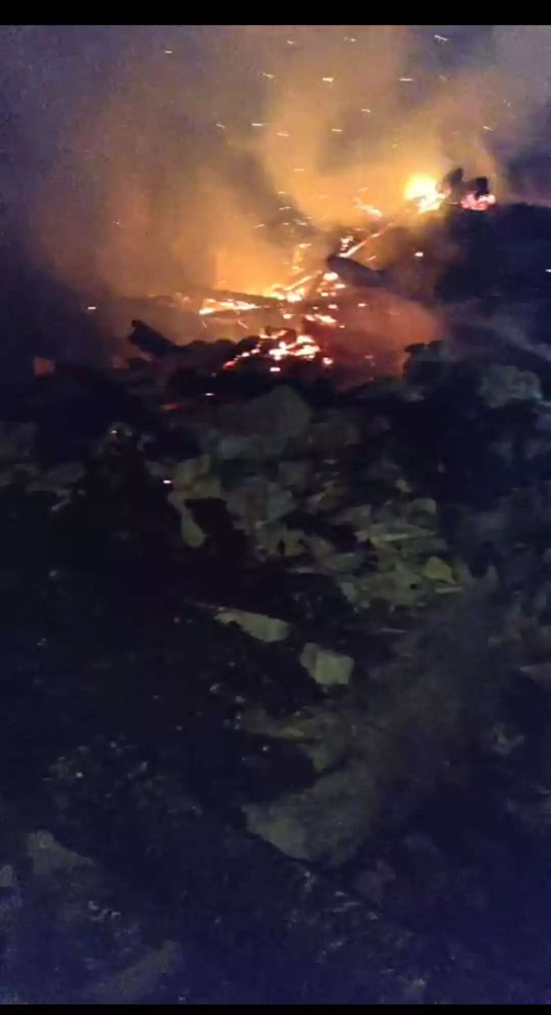 उत्तरकाशी के सट्टा गांव में आग से 4 घर जलकर राख