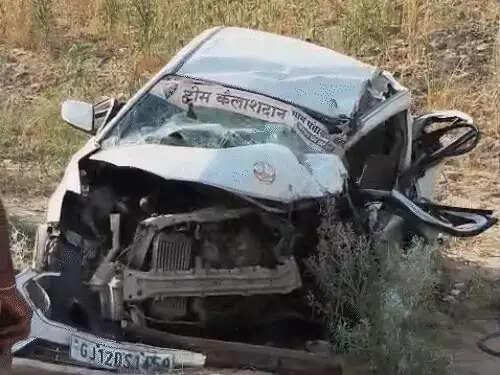 दो दिन के मासूम को लेकर खुशी-खुशी घर लौट रहा था परिवार, रास्ते में मौत ने छीन ली तीन जिंदगियां