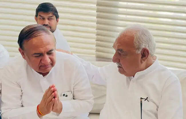 सोनीपत: हुड्डा ने चुनाव आयोग और भाजपा पर मिलीभगत के आरोप लगाए
