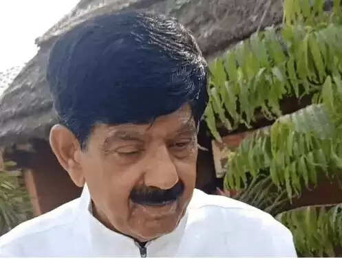 कांग्रेस विधायक ने मुख्यमंत्री भजनलाल शर्मा को बताया कलयुग का देवता