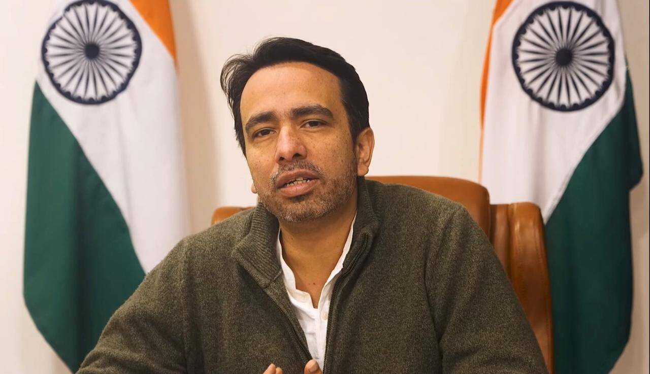 जयंत चौधरी ने कौशल रथ को हरी झंडी दिखाई