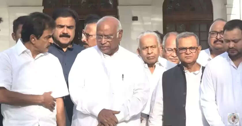 संसद में नारी वंदन अधिनियम का विरोध करेगी कांग्रेस