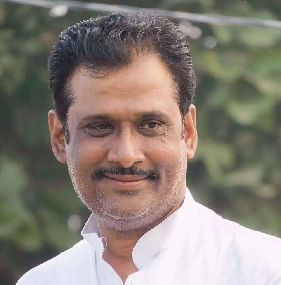 राजद विधायक मुन्ना के बिगड़े बोल, कहा-मिश्रा,सिंह,झा,शर्मा का कोई गुजारा नहीं