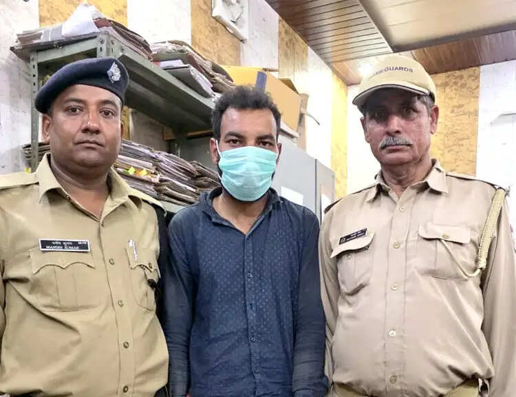 78 लाख की स्मैक के साथ एक गिरफ्तार