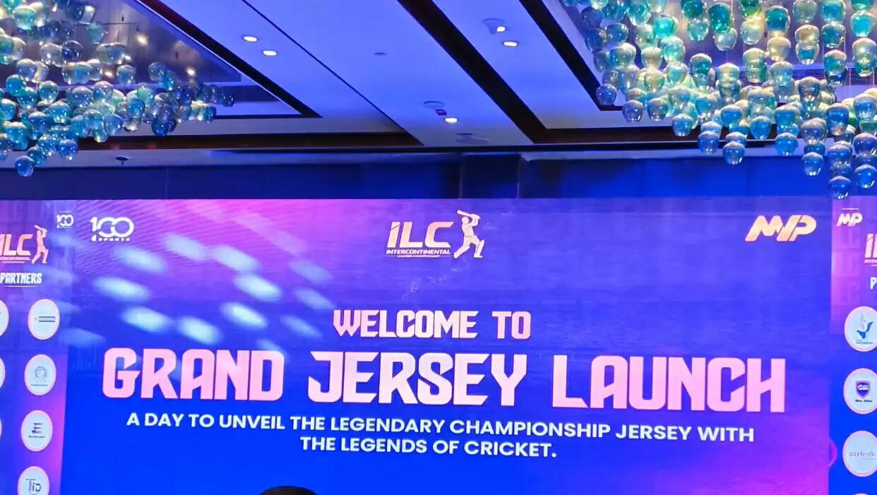 शिखर धवन ने इंटरकॉन्टिनेंटल लीजेंड्स चैंपियनशिप की टीम जर्सियों का किया अनावरण