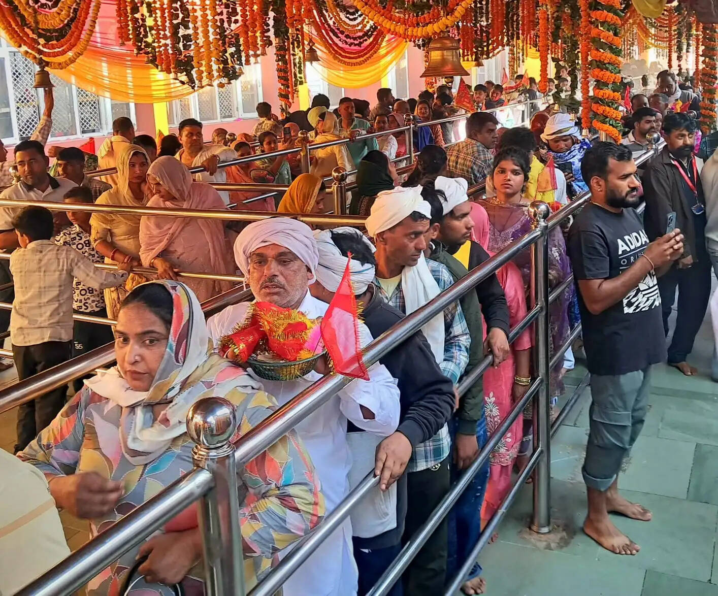 सातवें नवरात्र पर मंदिर त्रिलोकपुर पहुंचे 25 हजार श्रद्धालु