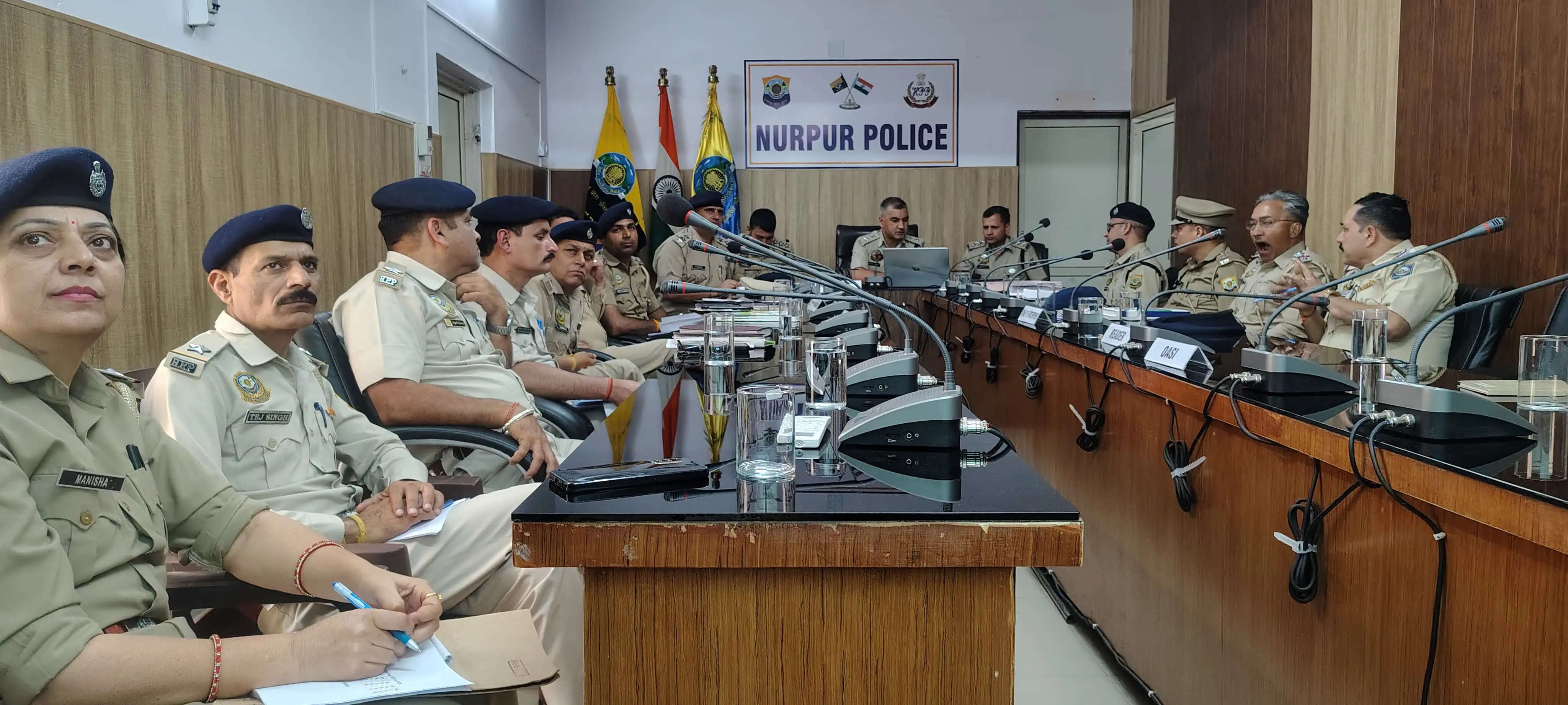 नूरपुर पुलिस की मासिक अपराध समीक्षा बैठक में नशे सहित पंचायत चुनावों को लेकर हुई चर्चा