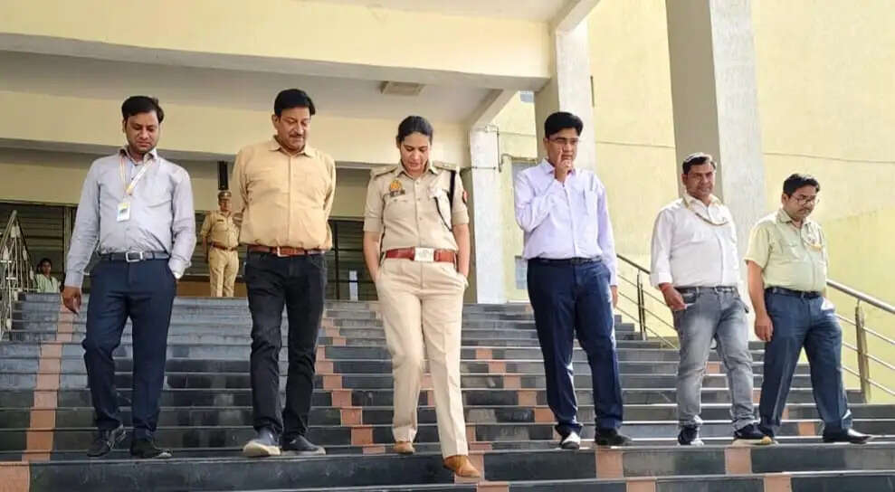 होमगार्ड भर्ती परीक्षा : तीसरे दिन दोनों पालियों में 5447 अभ्यर्थियों ने छोड़ी परीक्षा