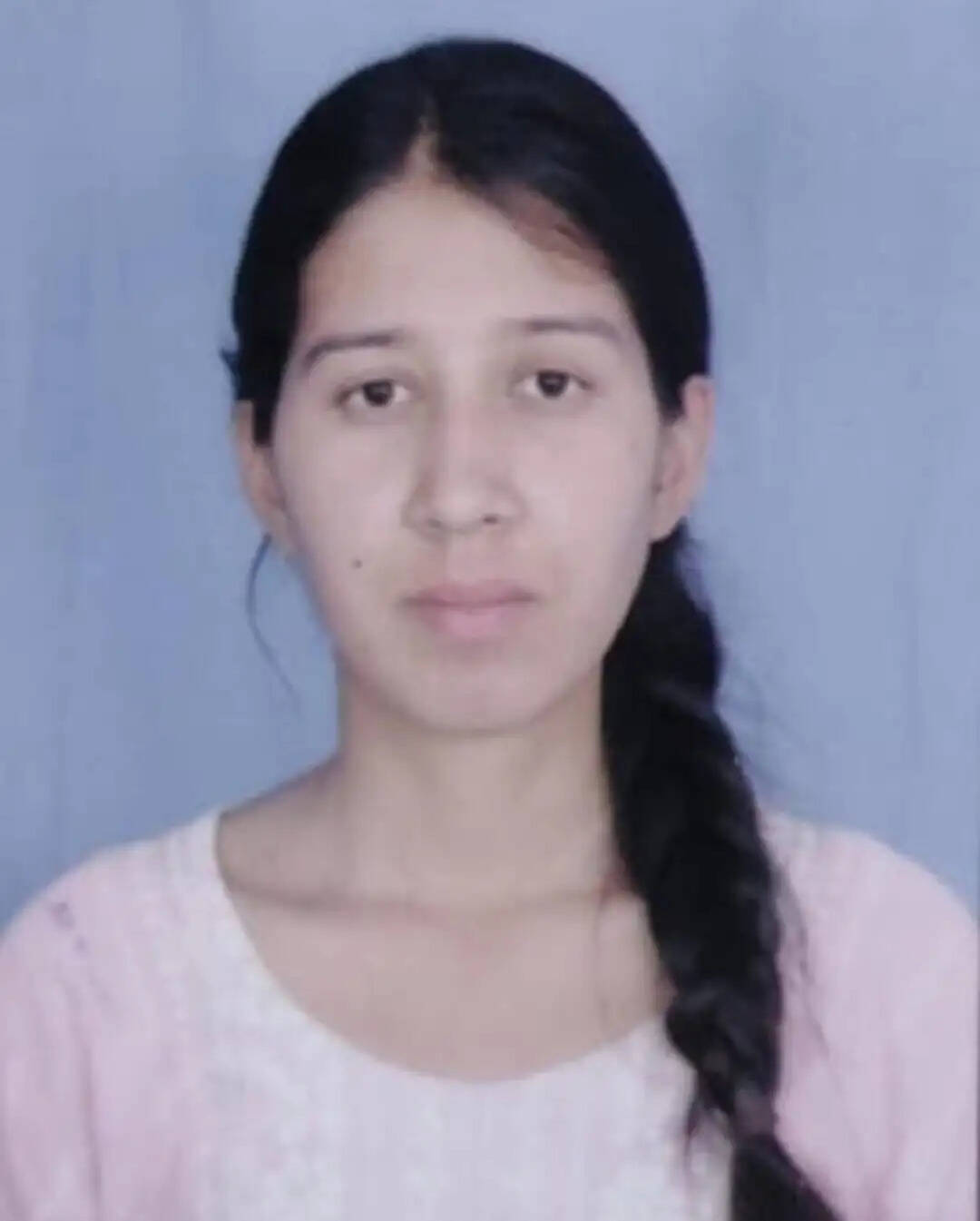 कारपेंटर पिता बेटी ने की टीजीटी मेडिकल परीक्षा पास