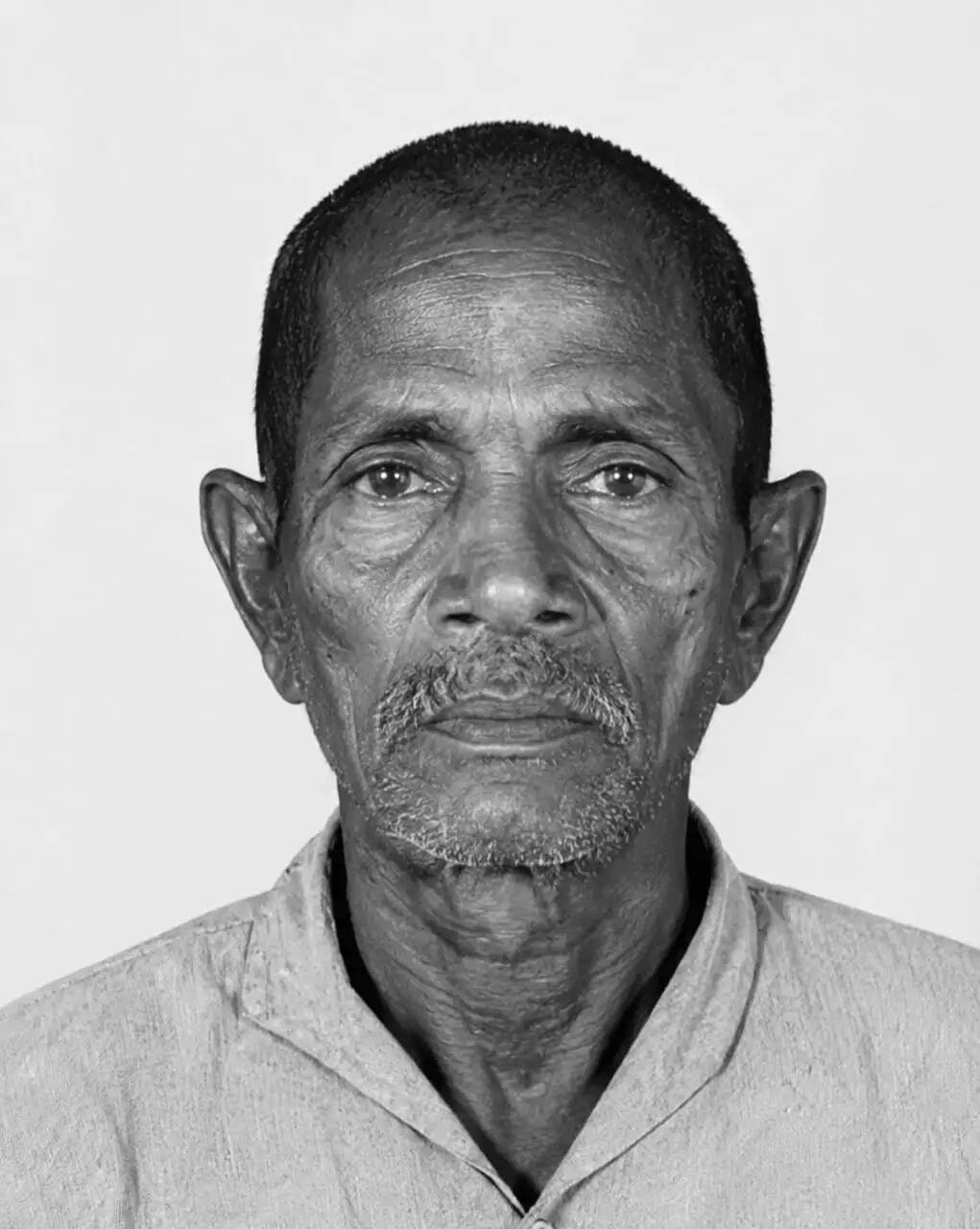 मानसी-सहरसा रेलखंड के सिमरी बख्तियारपुर निर्माणाधीन ओवरब्रिज के समीप रेलवे ट्रैक किनारे वृद्ध का शव बरामद