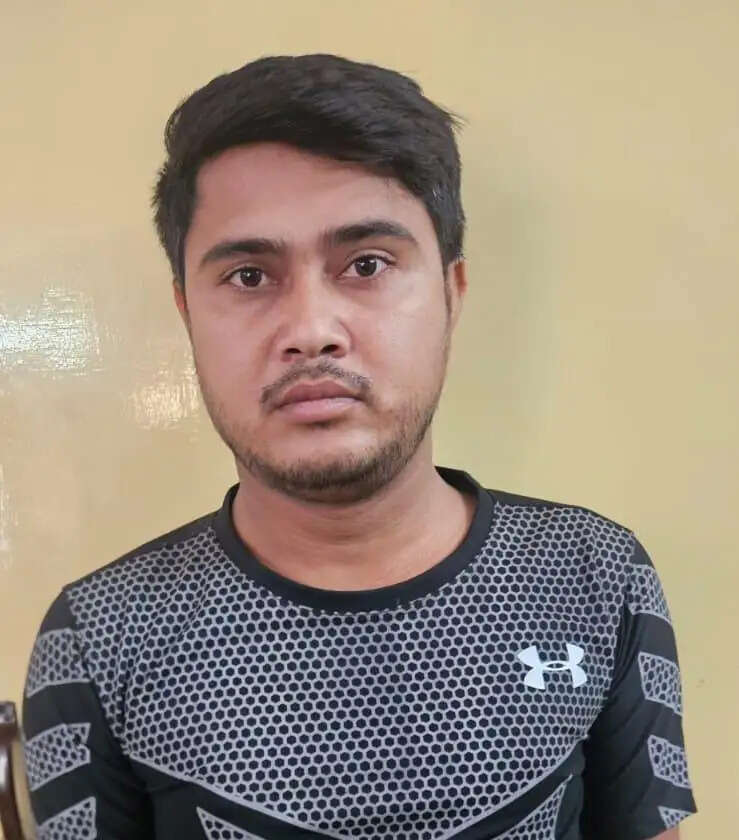 फाॅलाे&nbsp;अप&nbsp; : 'डिजिटल अरेस्ट' के नाम पर 81 लाख की ठगी, तीसरा आरोपित गिरफ्तार