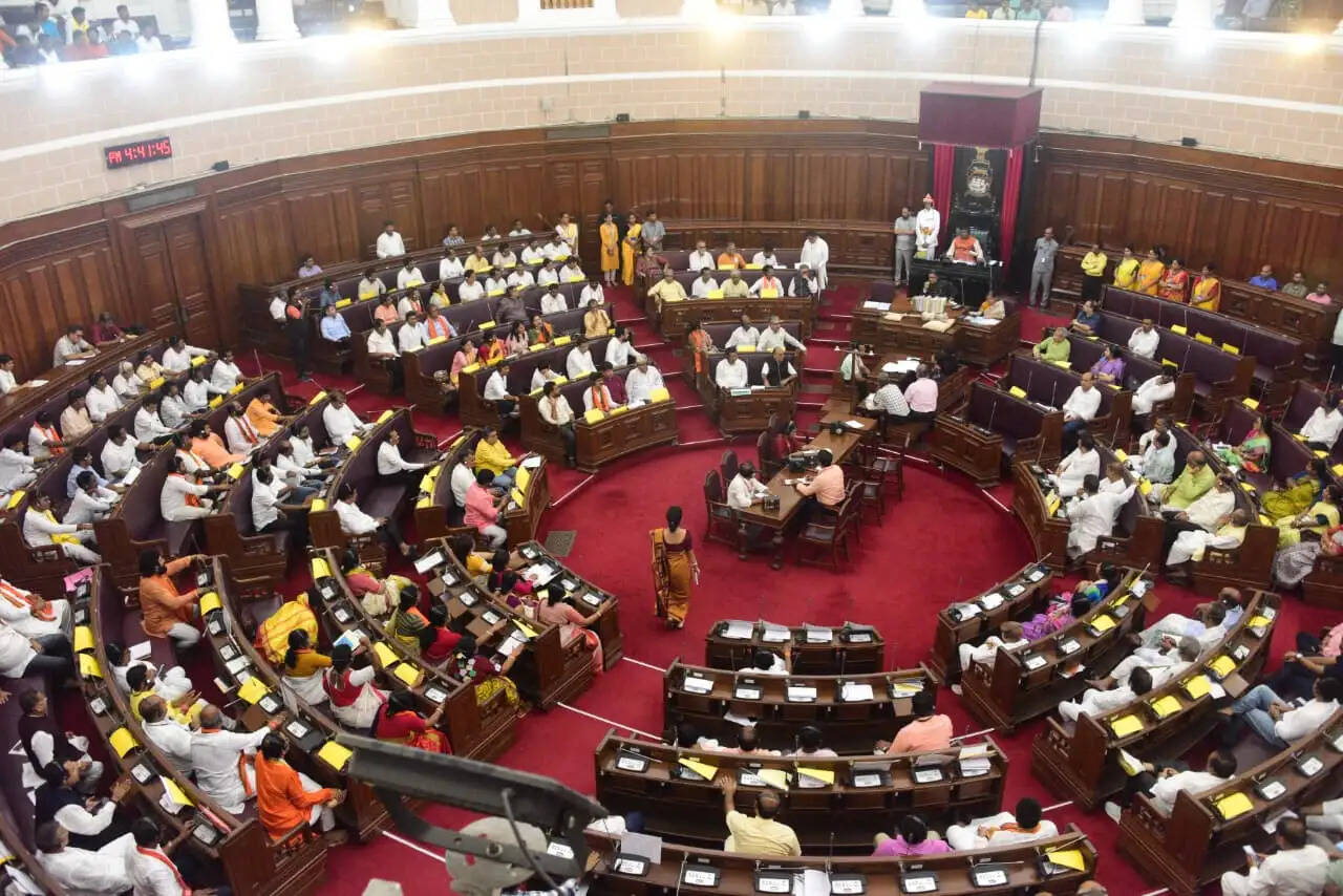 पश्चिम बंगालः चार सप्ताह में यूसीसी बिल पर गठित समिति देगी रिपोर्ट, अगस्त में विधानसभा में होगा पेश