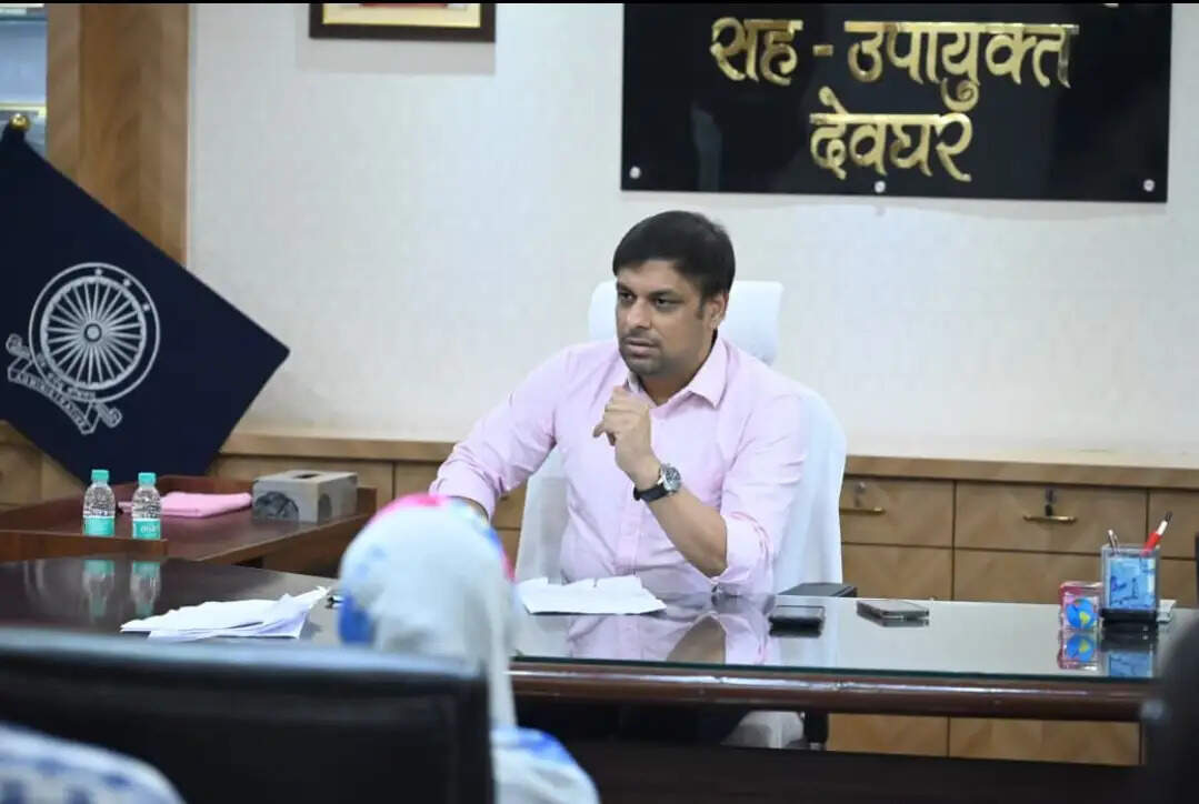 जनता दरबार में उपायुक्त ने कई समस्याओं का किया ऑन स्पॉट समाधान