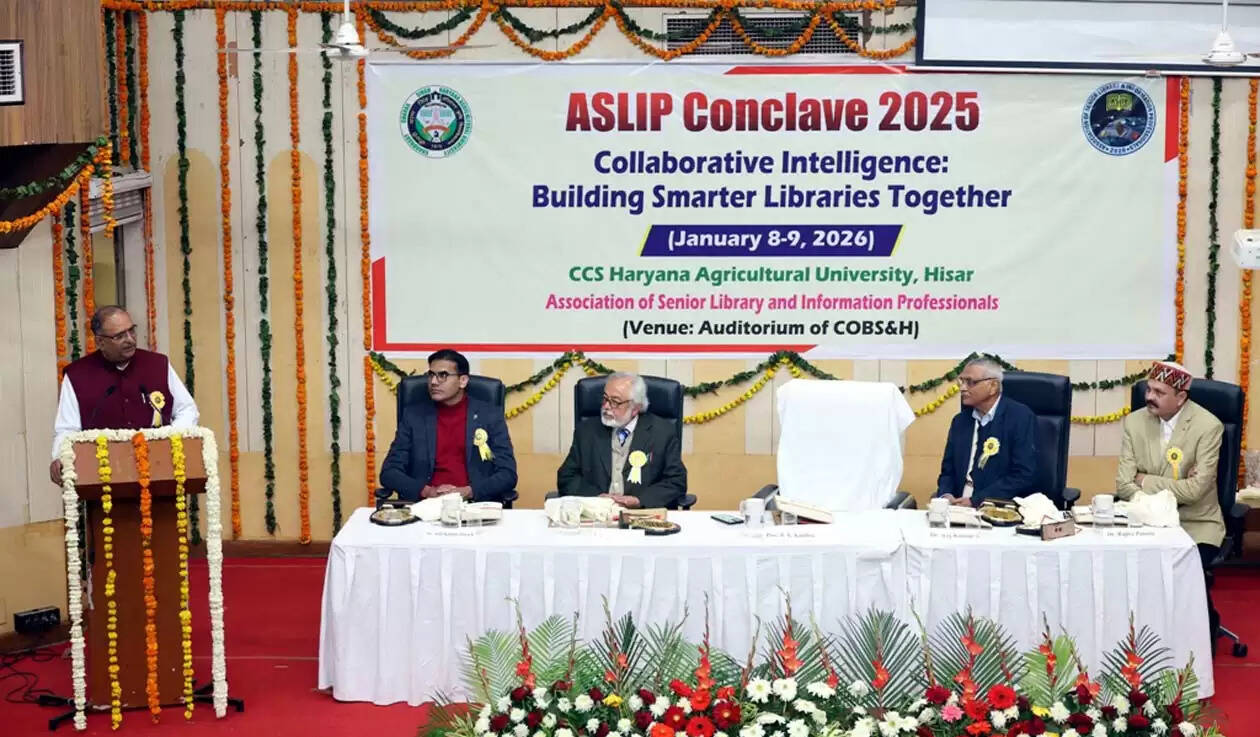 हिसार : ज्ञान व सामाजिक विकास का माध्यम होते पुस्तकालय : प्रो. बीआर कम्बोज