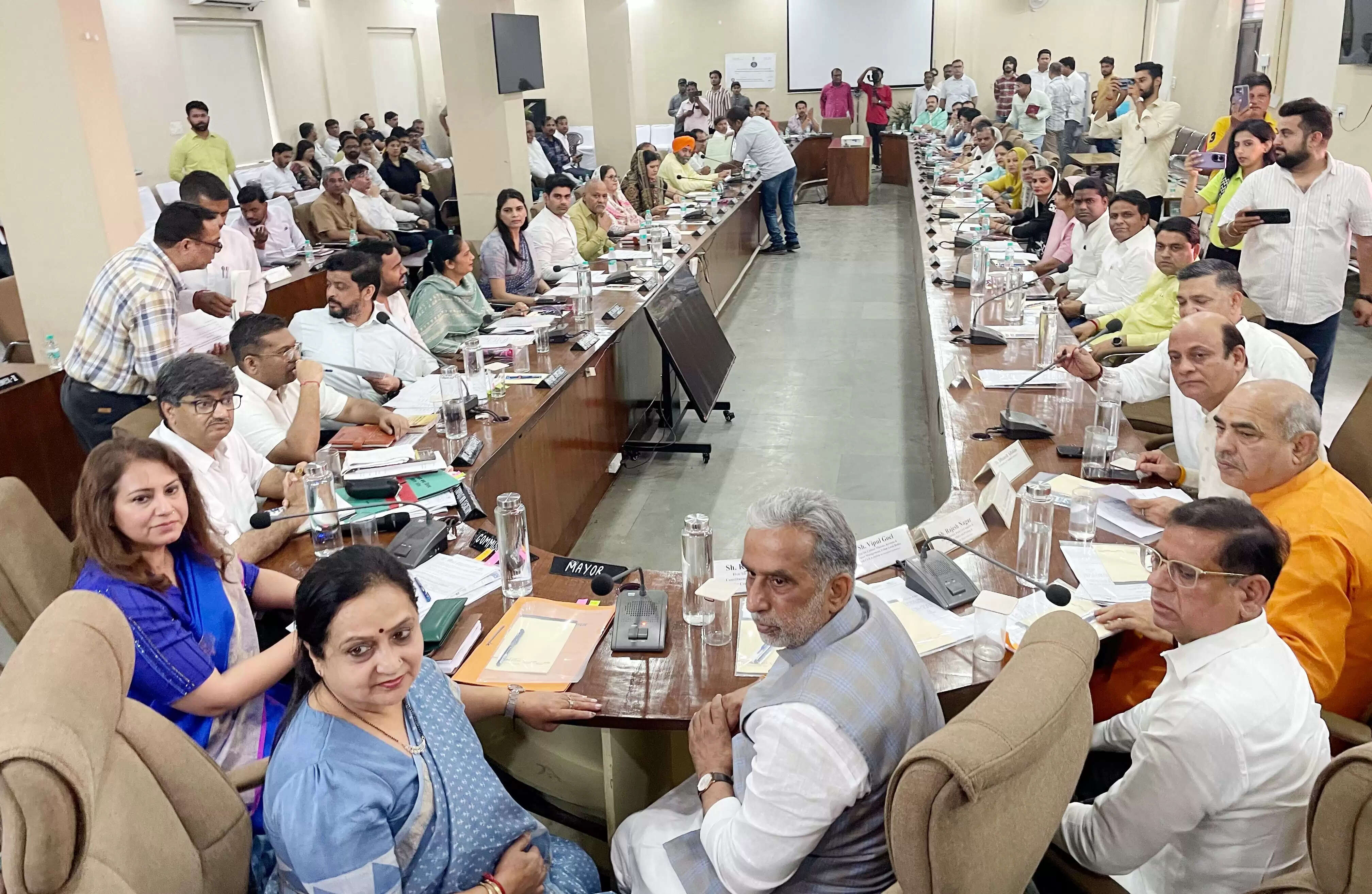 फरीदाबाद : 1964 करोड़ की आय व 1924 करोड़ खर्च करने का प्रस्ताव सदन में सर्वसम्मति से पास