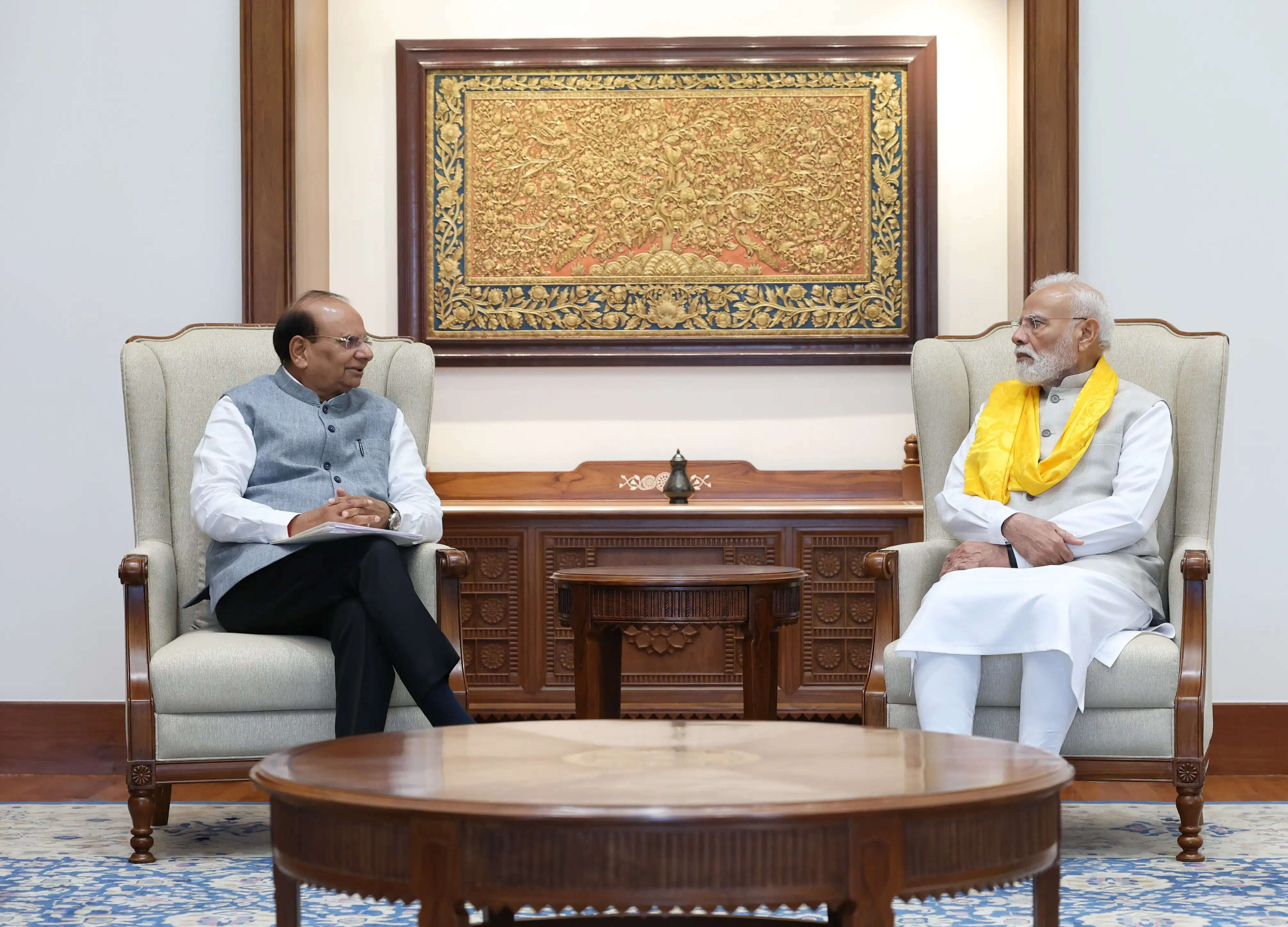लद्दाख के उपराज्यपाल ने प्रधानमंत्री से की मुलाकात, विकास परियोजनाओं की दी जानकारी