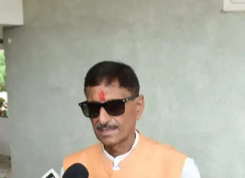 पीएम सूर्य घर योजना से 300 यूनिट तक मासिक बिजली खपत वाले परिवार उठा सकते हैं लाभ : सेठ