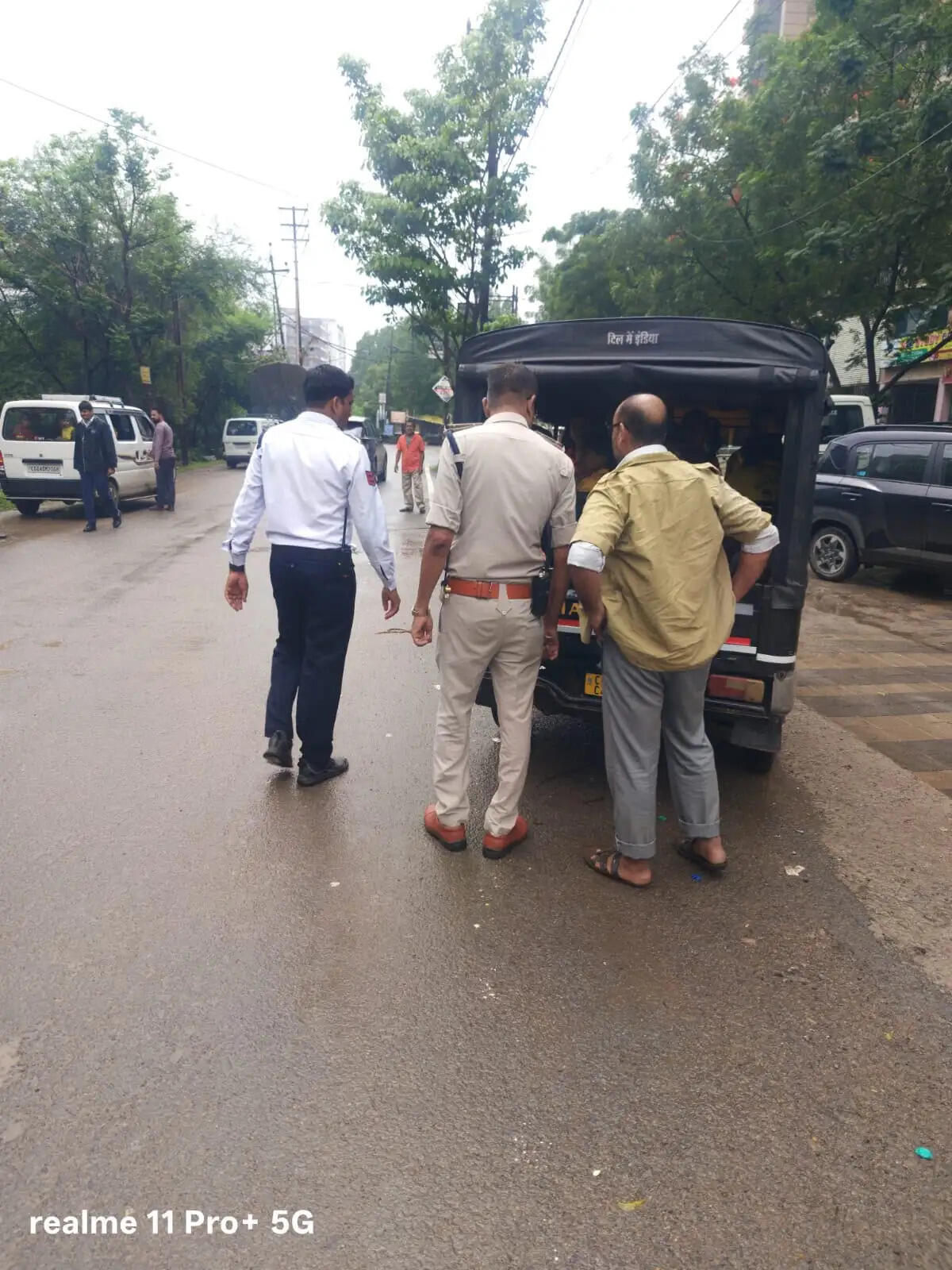 रायपुर : सड़क सुरक्षा पर ट्रैफिक पुलिस की बड़ी कार्रवाई, छह माह में 2,352 ड्राइविंग लाइसेंस निलंबित