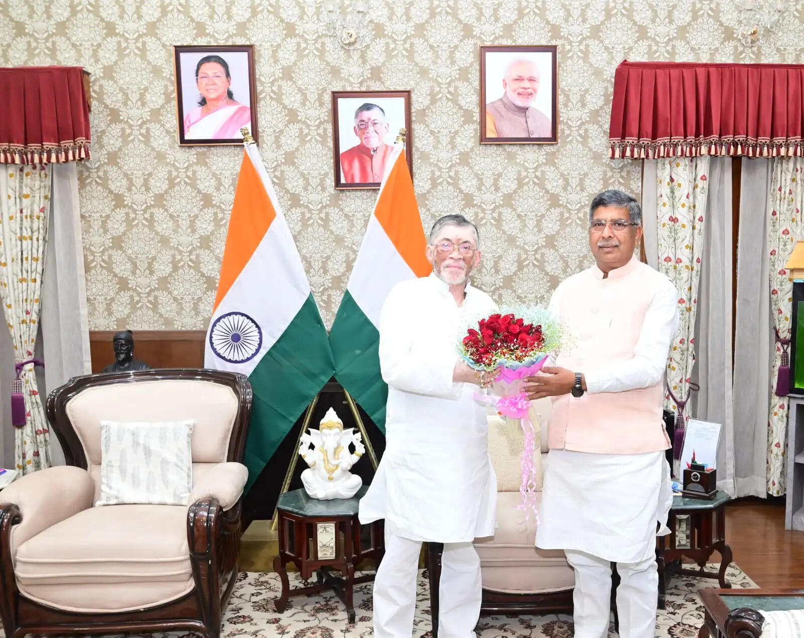 भाजपा प्रदेश अध्यक्ष ने राज्यपाल को दी नववर्ष की बधाई