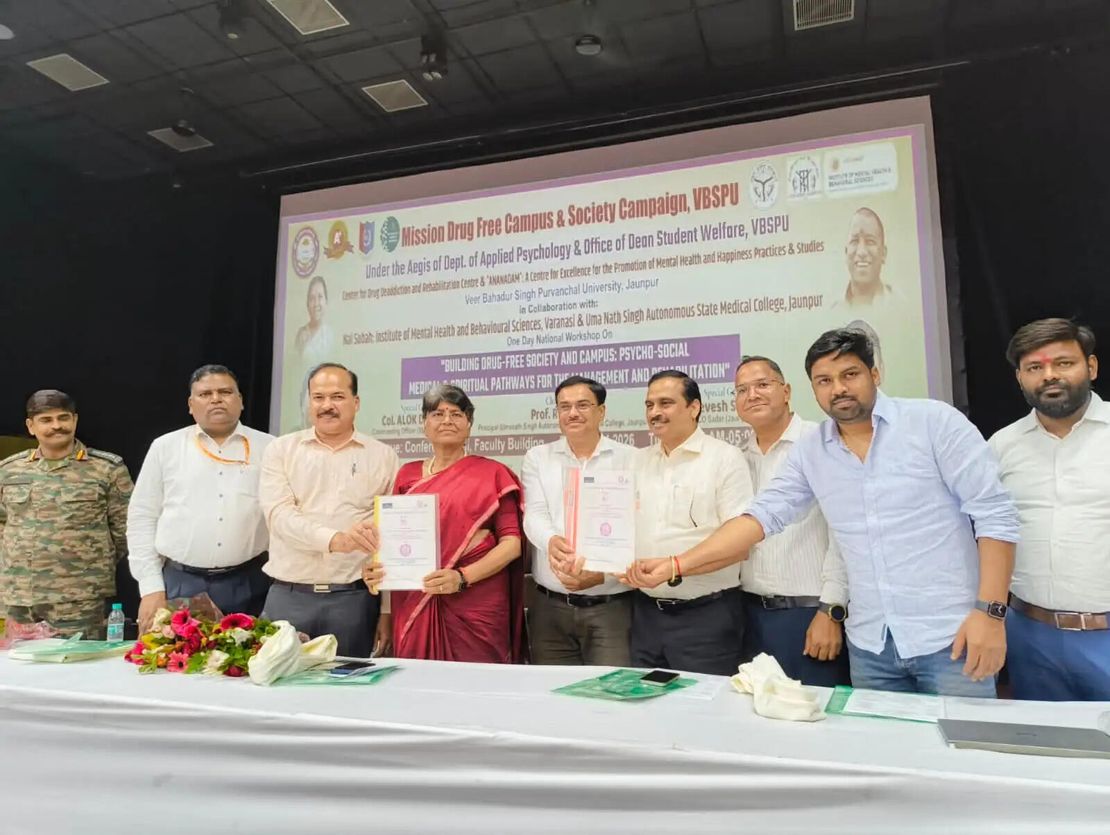 पूर्वांचल विश्वविद्यालय में ‘ड्रग-फ्री कैंपस’ पर राष्ट्रीय कार्यशाला संपन्न, एमओयू भी हुआ