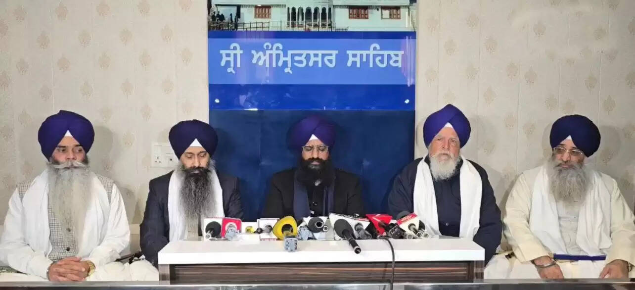 अकाल&nbsp;तख्त&nbsp;का&nbsp;फैसला-विवाह&nbsp;स्थल&nbsp;पर&nbsp;नहीं&nbsp;ले&nbsp;जा&nbsp;सकेंगे&nbsp;गुरु&nbsp;ग्रंथ&nbsp;साहिब