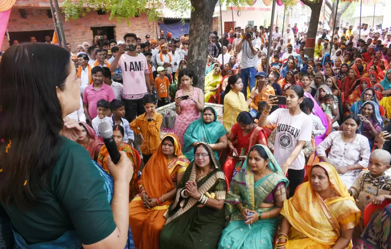 बाबा साहेब आंबेडकर का लिखा संविधान पत्थर की लकीर : मेनका गांधी