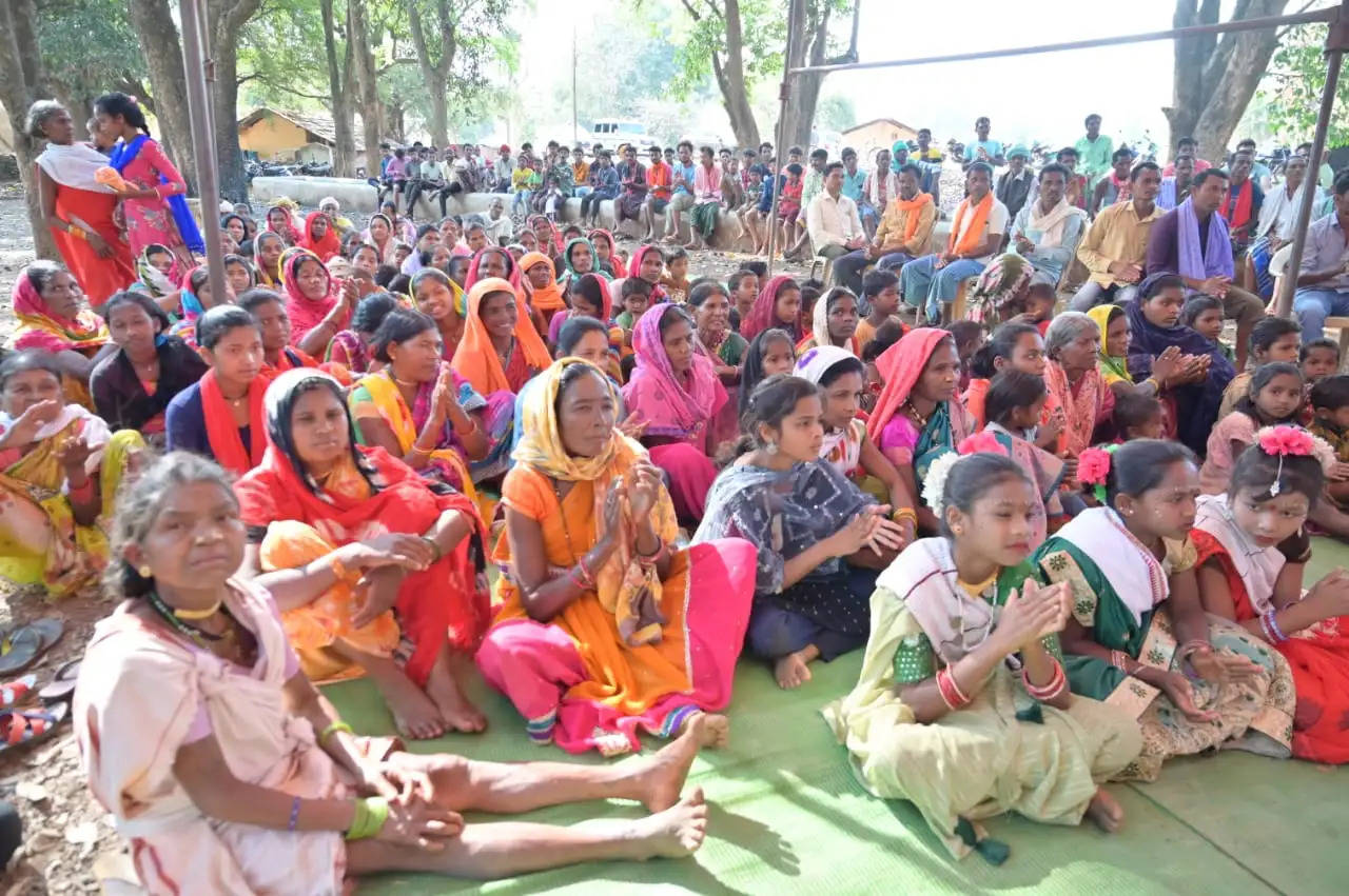 विधायक ने ग्रामीणों से किया सीधा संवाद, पेयजल समस्या तत्काल दूर करने दिए निर्देश