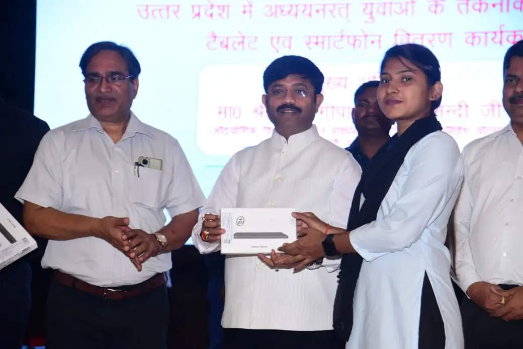 युवाओं को तकनीकी रूप से सशक्त बनाना योगी सरकार का लक्ष्यः नन्दी