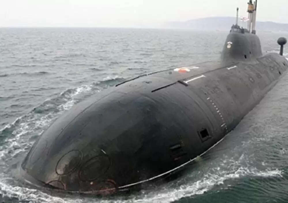 इतिहास के पन्नों में 08 दिसंबर : आईएनएस कलवरी भारतीय नौसेना की ताकत का प्रतीक