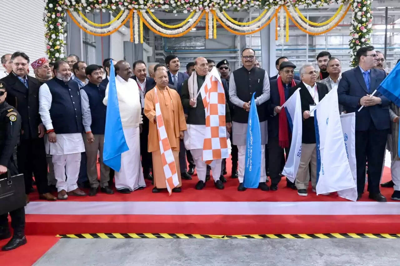 फियरलेस, ईज ऑफ डूइंग और ट्रस्ट ऑफ डूइंग बिजनेस नए यूपी की पहचान : योगी आदित्यनाथ