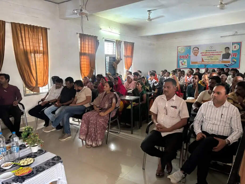 कोरिया : भूमिहीन मजदूरों को मिली बड़ी राहत, 1500 से ज्यादा खातों में पहुंचे डेढ़ करोड़ रुपये