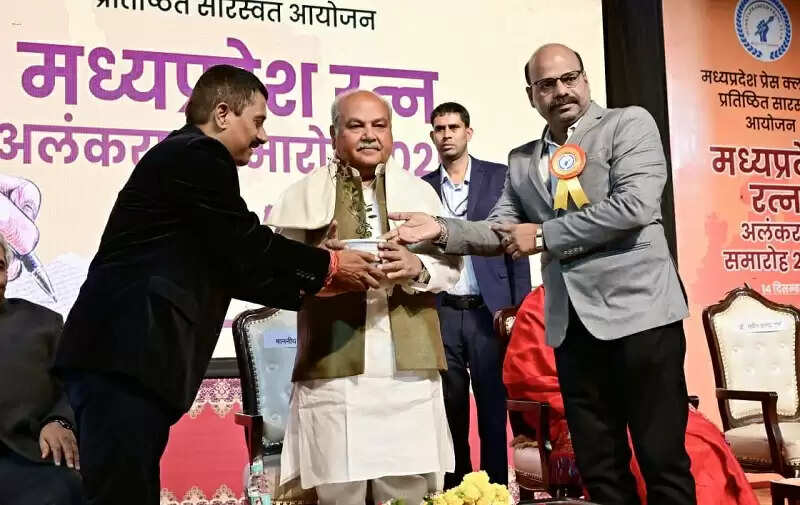 अच्छी शिक्षा, उत्तम स्वास्थ्य और त्वरित न्याय से ही ‘विकास’ संभव : सुधीर अग्रवाल