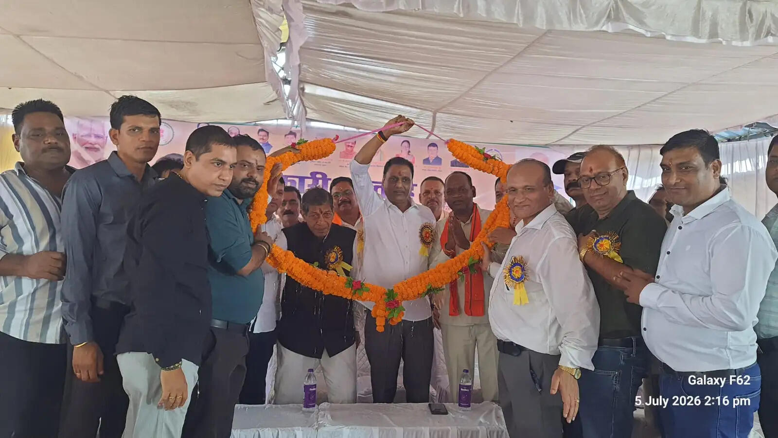 हर गांव में कम से कम एक समिति अवश्य हो, प्रत्येक किसान आर्थिक आत्मनिर्भरता और खुशहाली से जुड़ सके : रजनीश सिंह