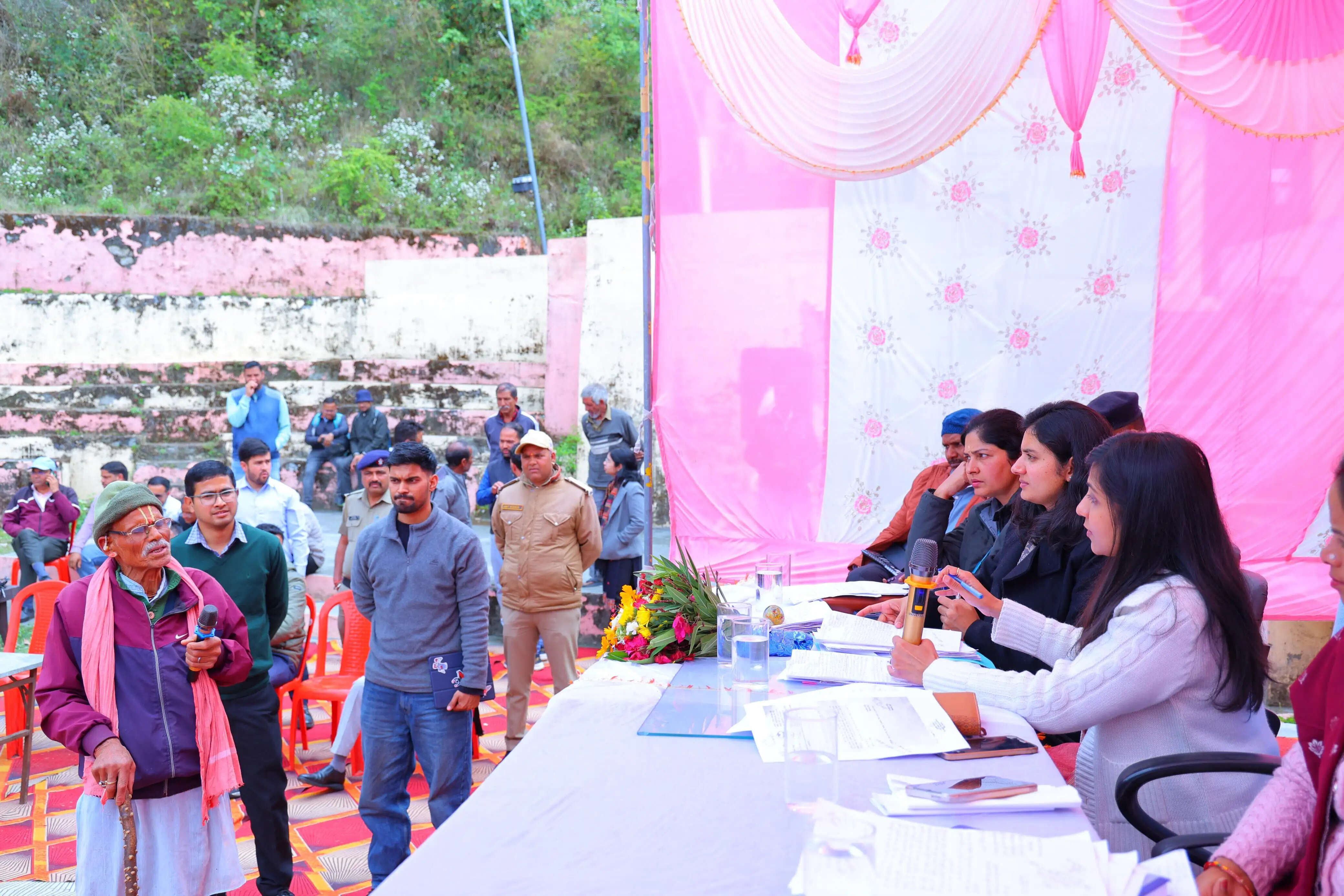 तहसील दिवस में 95 शिकायतों का निस्तारण
