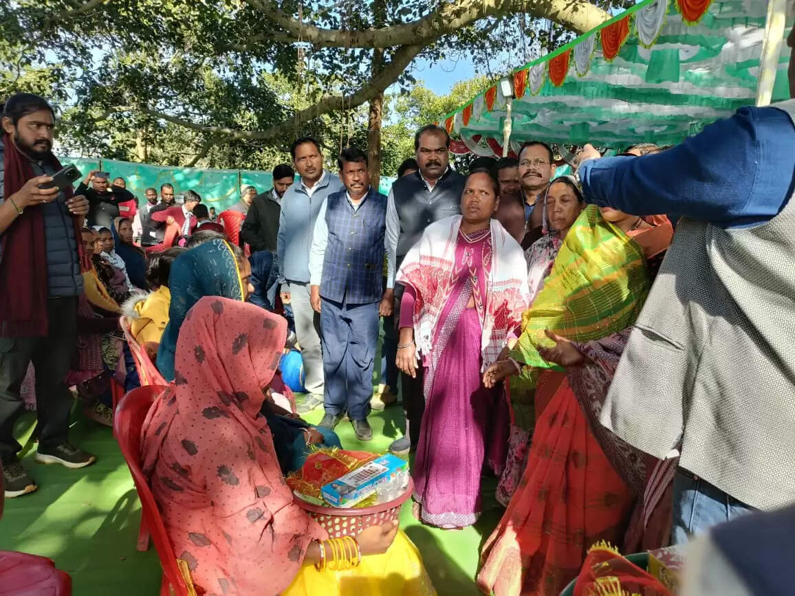 अंबिकापुर: जिलास्तरीय जन समस्या निवारण शिविर, 243 आवेदन प्राप्त, मौके पर हुआ निराकरण