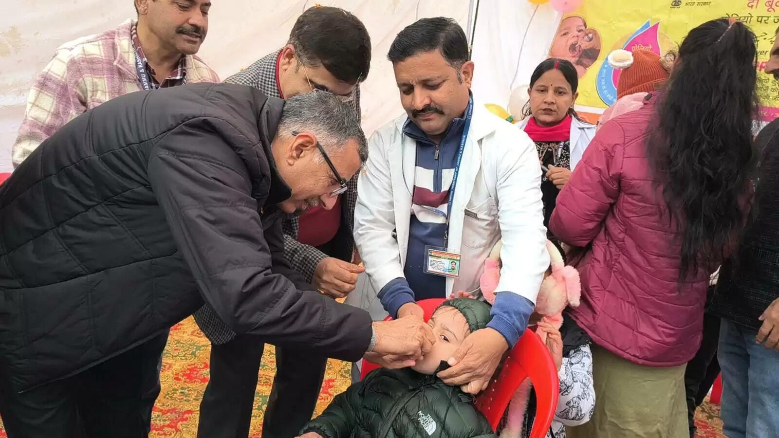 कठुआ में 580 बूथों पर पल्स पोलियो टीकाकरण अभियान शुरू