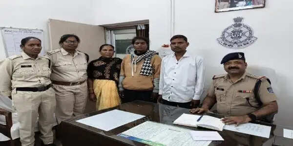 अनूपपुर: छग से लापता विक्षिप्त को युवती को परिजनों से मिलवाने का माध्यहम बना सोशल मीडिया