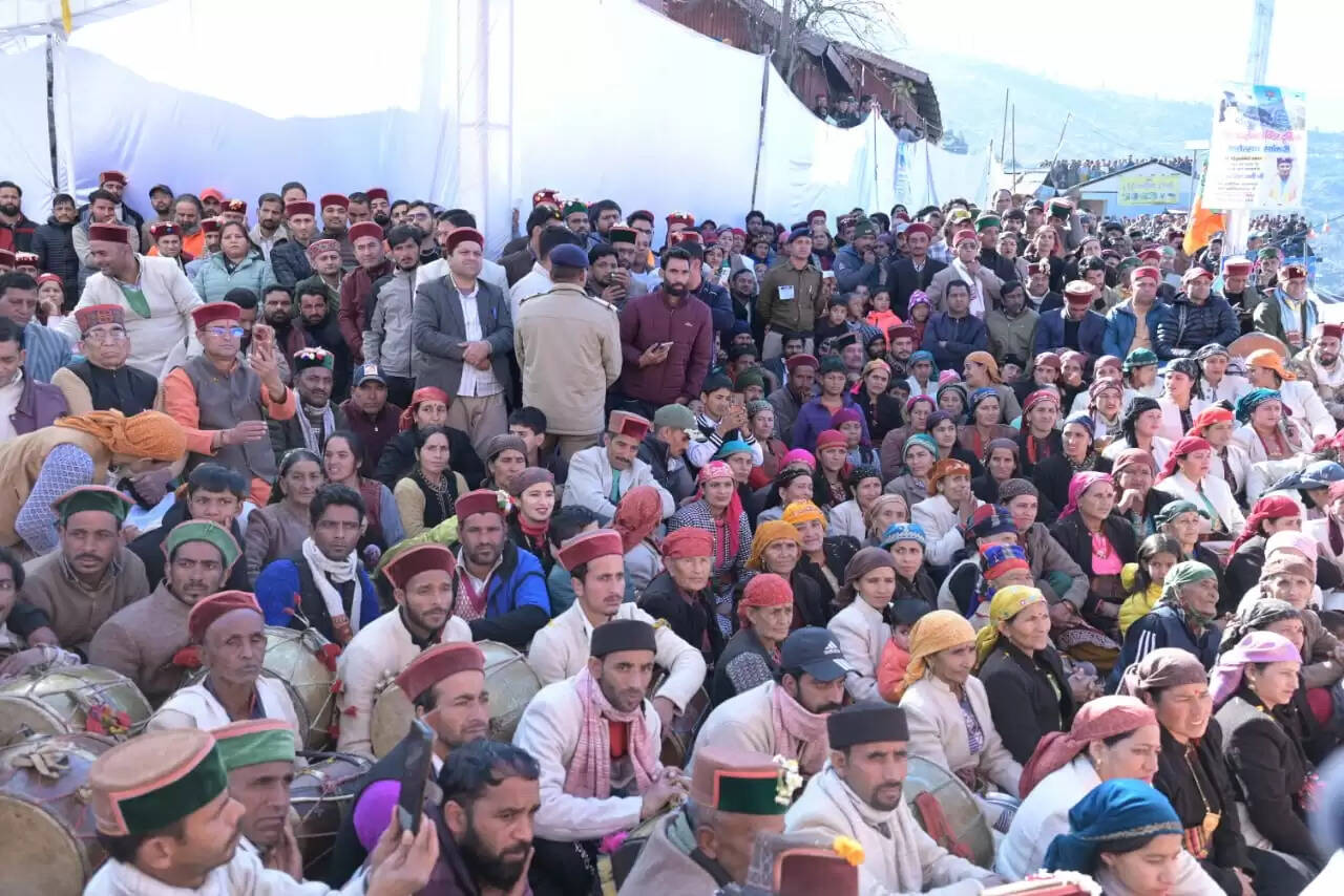 सीएम धामी ने सांकरी में किया केदारकांठा विंटर टूरिज्म महोत्सव का शुभारंभ